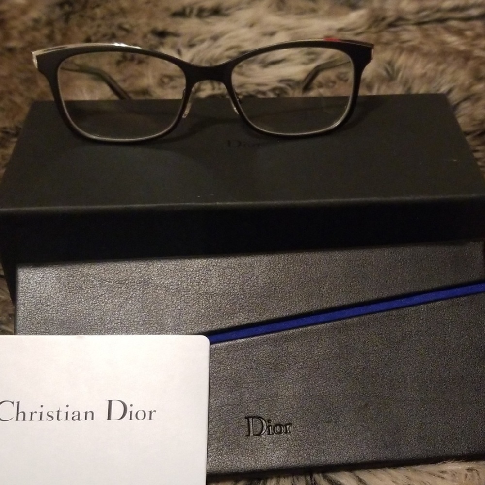 Dior frame